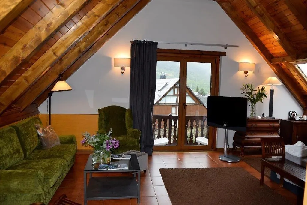 Mauberme Mountain Boutique Hotel Salardu 3*,