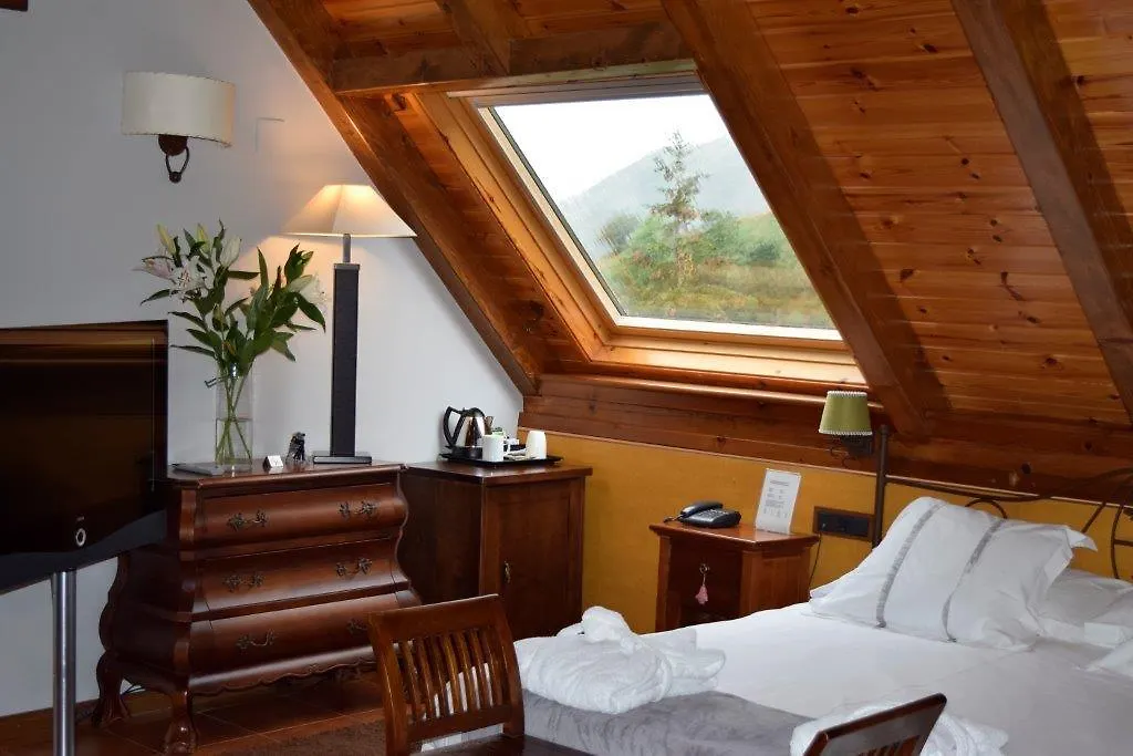 Mauberme Mountain Boutique Hotel Salardú